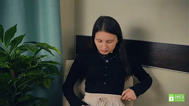 JanellHousen online show from October 3, 8:00 am