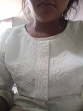 Snapshot of PEEHU-50 chatting on June 13, 12:52 am PEEHU-50 online show from June 13, 12:52 am