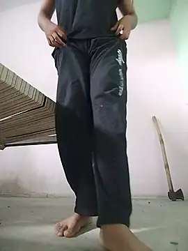 Snapshot of PEEHU-50 chatting on July 6, 3:03 am PEEHU-50 online show from July 6, 3:03 am