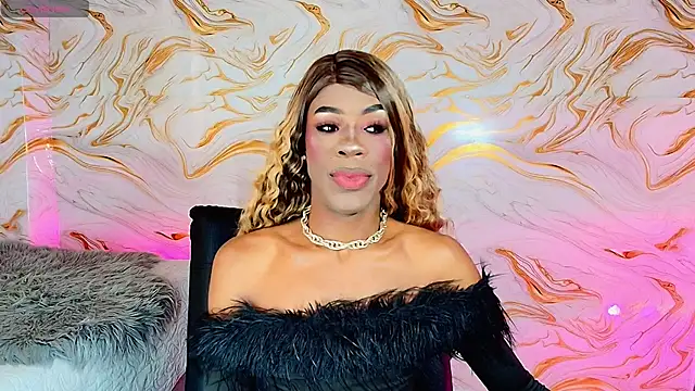 Snapshot of EbonyHansNight chatting on April 29, 10:05 pm EbonyHansNight online show from April 29, 10:05 pm