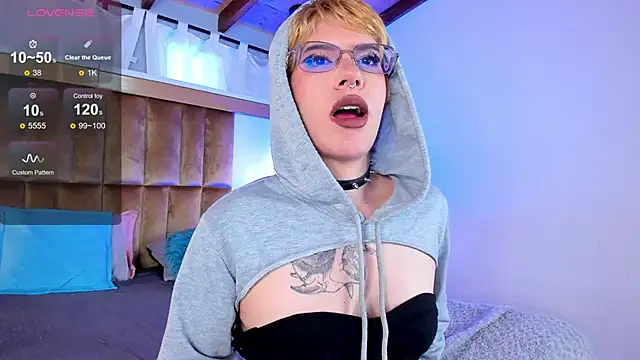 SamyShark online show from October 8, 1:53 pm