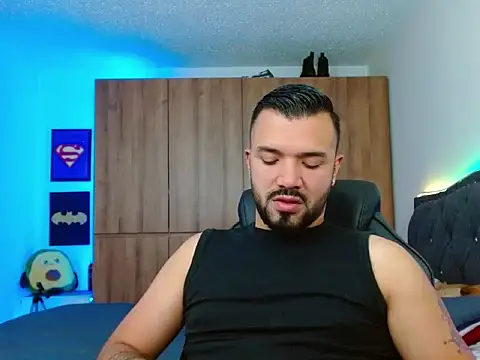 Snapshot of mathewv_ chatting on November 17, 3:01 am mathewv online show from November 17, 3:01 am