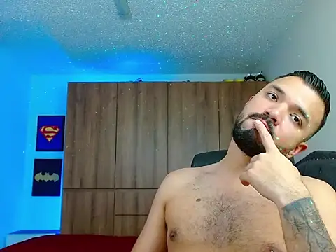 Snapshot of mathewv_ chatting on November 28, 4:59 am mathewv online show from November 28, 4:59 am