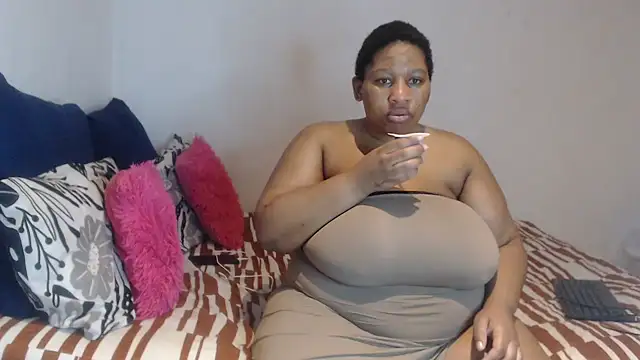 Snapshot of PIXIEBITCHXXX26 chatting on February 24, 7:12 pm PIXIEBITCHXXX26 online show from February 24, 7:12 pm