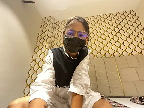 dubyzubygirl online show from October 6, 4:59 pm