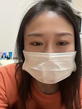 Snapshot of mia2_jp chatting on November 6, 8:04 am mia2 jp online show from November 6, 8:04 am