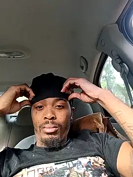 Snapshot of Kadsanova chatting on October 25, 8:14 pm Kadsanova online show from October 25, 8:14 pm