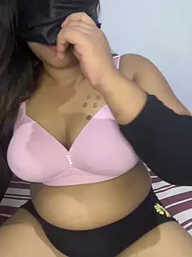 Snapshot of bunny_somya chatting on February 1, 7:56 pm bunny somya online show from February 1, 7:56 pm