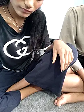 Unique girls90 online show from February 21, 4:57 am