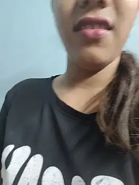 Unique girls90 online show from May 26, 1:40 pm