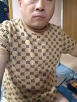 han515319 online show from February 24, 12:03 pm