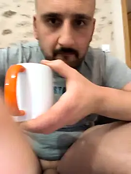 fred77183 online show from December 4, 4:27 pm