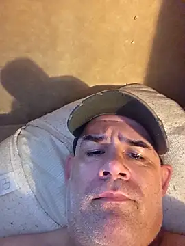 DeeBestEver online show from April 12, 5:18 pm