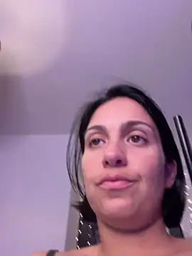 LaPetiteKim online show from December 2, 9:10 pm