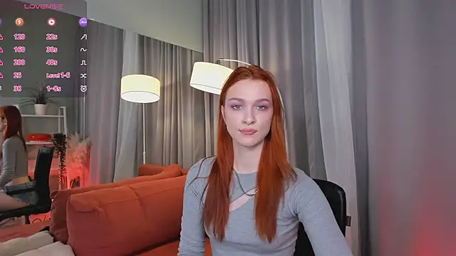 Snapshot of PollyMayer chatting on July 14, 9:31 pm PollyMayer online show from July 14, 9:31 pm