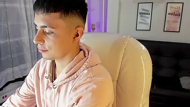 Nyko ds online show from October 31, 4:24 am