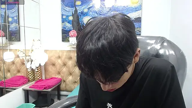 Snapshot of StiwenTwink chatting on March 20, 12:32 pm StiwenTwink online show from March 20, 12:32 pm