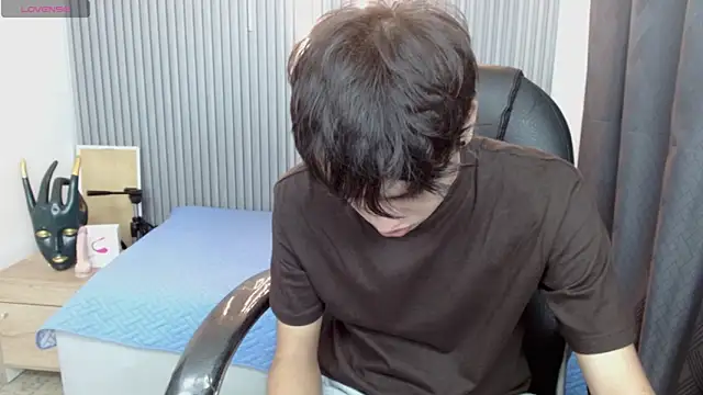 Snapshot of StiwenTwink chatting on May 20, 1:28 pm StiwenTwink online show from May 20, 1:28 pm