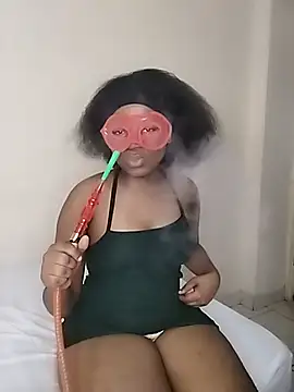 Snapshot of baddiehot_butt chatting on July 3, 5:08 pm baddiehot butt online show from July 3, 5:08 pm