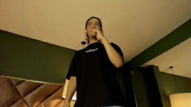 Dickie Dicking online show from November 10, 9:47 pm