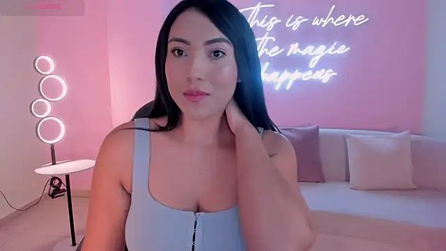 NatalieLewis online show from February 28, 11:55 am