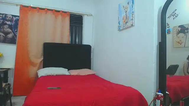 Meloncillo and Babyliss99 online show from April 15, 2:40 am