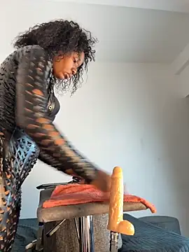 MerliaSsomer online show from October 21, 1:23 pm