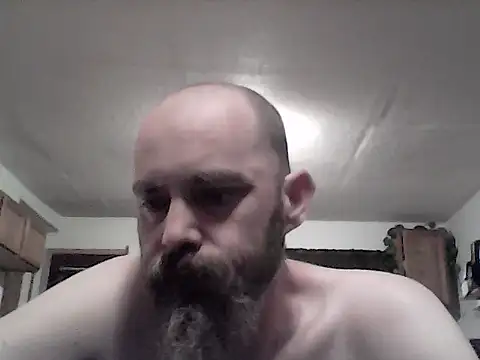 Snapshot of crazyheratic8 chatting on January 19, 3:10 am crazyheratic8 online show from January 19, 3:10 am