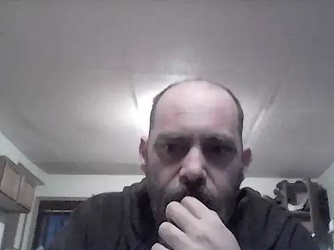 Snapshot of crazyheratic8 chatting on January 31, 11:47 pm crazyheratic8 online show from January 31, 11:47 pm