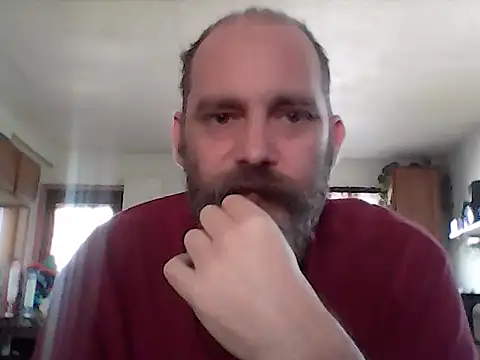 Snapshot of crazyheratic8 chatting on February 14, 7:21 pm crazyheratic8 online show from February 14, 7:21 pm