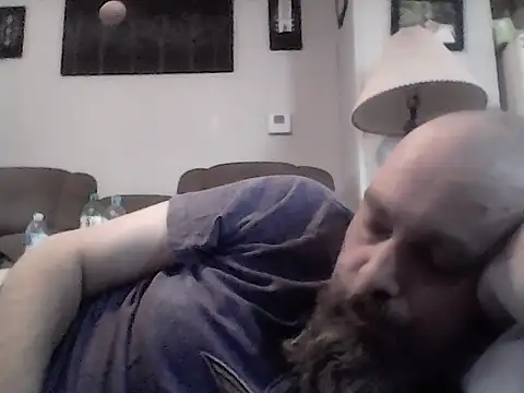 Snapshot of crazyheratic8 chatting on March 5, 9:22 pm crazyheratic8 online show from March 5, 9:22 pm