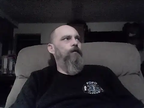 Snapshot of crazyheratic8 chatting on March 8, 2:04 am crazyheratic8 online show from March 8, 2:04 am