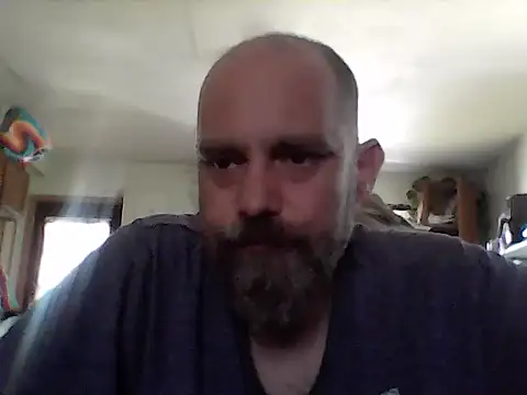 Snapshot of crazyheratic8 chatting on May 11, 6:49 pm crazyheratic8 online show from May 11, 6:49 pm
