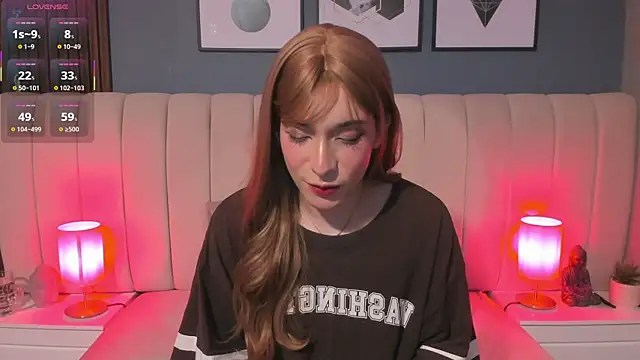 DaimondPink online show from October 20, 3:29 am