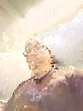Snapshot of Iceman69696 chatting on May 14, 8:37 pm Iceman69696 online show from May 14, 8:37 pm