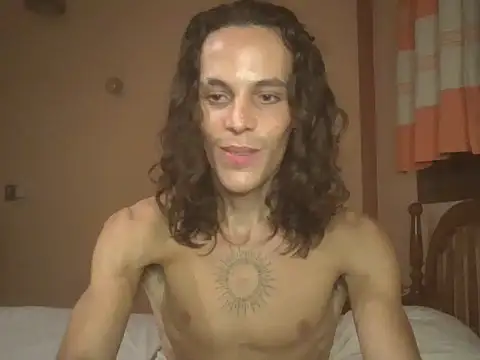 Snapshot of lukadaboy chatting on October 22, 1:06 am lukadaboy online show from October 22, 1:06 am