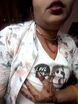 Neelam-baby1 online show from February 6, 4:21 pm