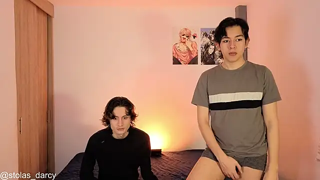 Darcy and Stolas online show from May 21, 8:05 pm