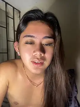 Snapshot of yurie_hardfuck chatting on August 7, 1:13 pm yurie hardfuck online show from August 7, 1:13 pm