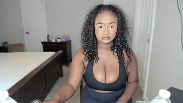 Snapshot of supanovaaa chatting on June 15, 5:59 pm supanovaaa online show from June 15, 5:59 pm