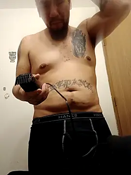 Snapshot of JNTre chatting on February 26, 9:41 am JNTre online show from February 26, 9:41 am