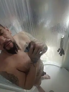 Snapshot of JNTre chatting on February 28, 3:57 pm JNTre online show from February 28, 3:57 pm