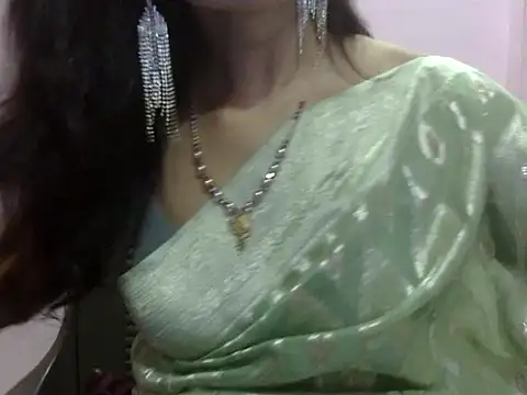 Laila Cute online show from July 4, 4:46 pm