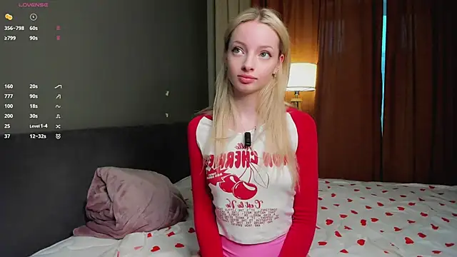 PocketDollX online show from April 11, 3:38 pm