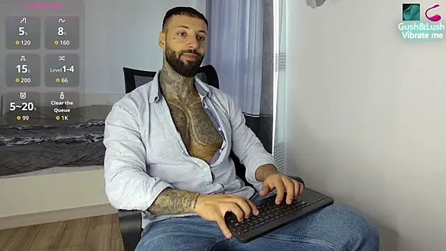 Snapshot of MasculineGuy99 chatting on October 17, 6:27 am MasculineGuy99 online show from October 17, 6:27 am