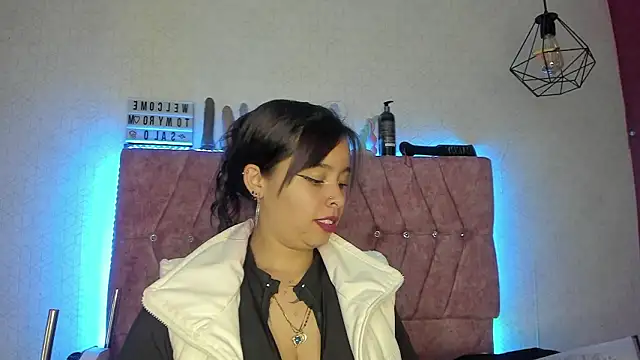 Mia lopez 1 online show from March 22, 12:58 am