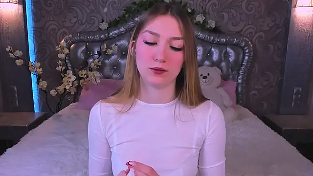 AngelAnabelle online show from February 12, 8:59 pm