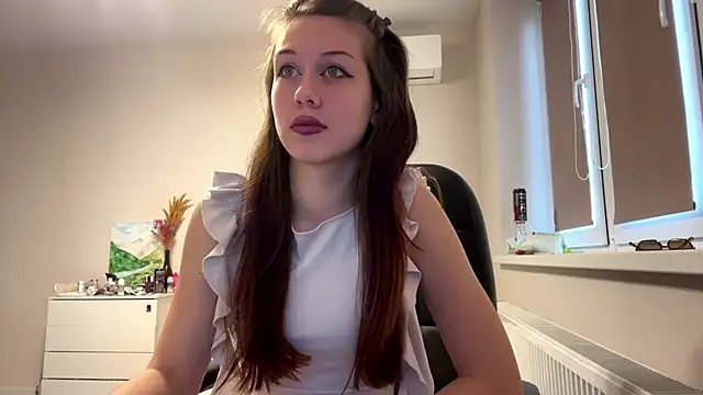 Nayra flash online show from November 21, 10:25 am