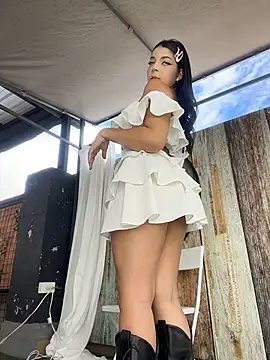 ArieliciousXXX online show from April 17, 1:14 pm