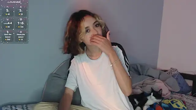 Snapshot of Brissazane chatting on November 2, 1:24 pm Brissazane online show from November 2, 1:24 pm